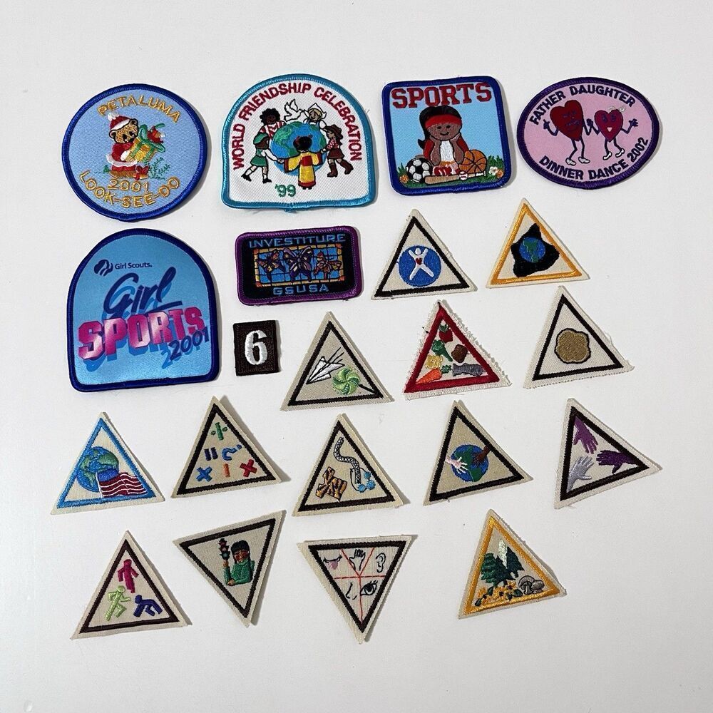 Vintage Girl Scout Brownie Badges Patches Lot of 21